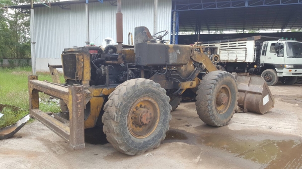 ขาย รถตัก KOMATSU JH30 รถใช้งานได้ปกติ ต่อแขนแล้ว ราคาต่อรองได้