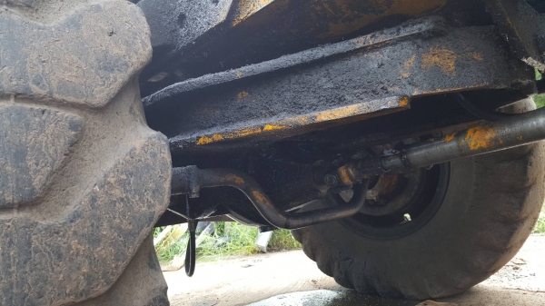 ขาย รถตัก KOMATSU JH30 รถใช้งานได้ปกติ ต่อแขนแล้ว ราคาต่อรองได้