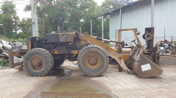 ขาย รถตัก KOMATSU JH30 รถใช้งานได้ปกติ ต่อแขนแล้ว ราคาต่อรองได้