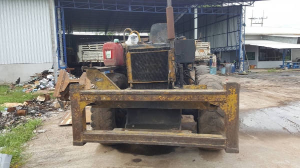 ขาย รถตัก KOMATSU JH30 รถใช้งานได้ปกติ ต่อแขนแล้ว ราคาต่อรองได้