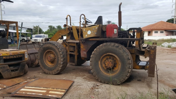 ขาย รถตัก KOMATSU JH30 รถใช้งานได้ปกติ ต่อแขนแล้ว ราคาต่อรองได้