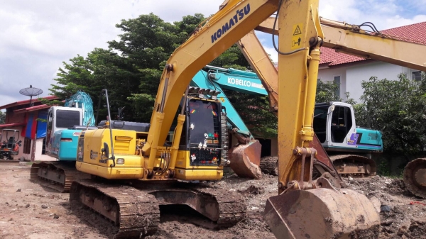 PC130-8 ใช้งานน้อย 4000 ชั่วโมง