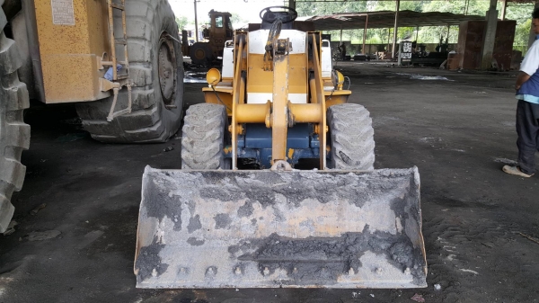 ขาย รถตัก KOMATSU WA30-1 เอวอ่อน เกียร์ทอค รถทำงานดีคล่องตัว ราคาคุยกันได้ครับ ขาย รถตัก KOMATSU WA30-1 เอวอ่อน เกียร์ทอค รถทำงานดีคล่องตัว ราคาคุยกันได้ครับ