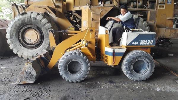 ขาย รถตัก KOMATSU WA30-1 เอวอ่อน เกียร์ทอค รถทำงานดีคล่องตัว ราคาคุยกันได้ครับ ขาย รถตัก KOMATSU WA30-1 เอวอ่อน เกียร์ทอค รถทำงานดีคล่องตัว ราคาคุยกันได้ครับ