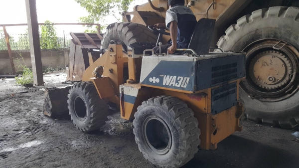 ขาย รถตัก KOMATSU WA30-1 เอวอ่อน เกียร์ทอค รถทำงานดีคล่องตัว ราคาคุยกันได้ครับ ขาย รถตัก KOMATSU WA30-1 เอวอ่อน เกียร์ทอค รถทำงานดีคล่องตัว ราคาคุยกันได้ครับ
