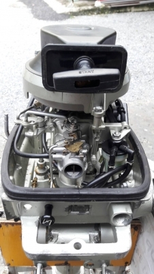 ขาย เครื่องเรือ SUZUKI 6 แรง หาง 17 ราคา 16,500