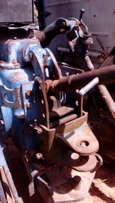 ขายเครืีองมือจักกลการเกษตร