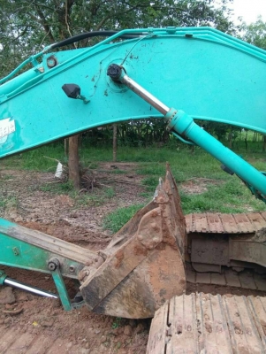 ขายด่วนๆ KOBELCO YN12 สภาพพร้อมใช้งานสุดๆ12,000ชม.เอกสารเล่มทะเบียนปี58  จัดไฟแนนท์ได้1,000,000-1,200,000 ตามสภาพราคา1,600,000บาท โทอดี 0990035892 (/)0843923995 ดูรถ อ.ศรีสงคราม จ.นครพนม