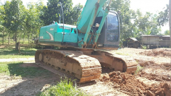 ขายด่วนๆ KOBELCO YN12 สภาพพร้อมใช้งานสุดๆ12,000ชม.เอกสารเล่มทะเบียนปี58  จัดไฟแนนท์ได้1,000,000-1,200,000 ตามสภาพราคา1,600,000บาท โทอดี 0990035892 (/)0843923995 ดูรถ อ.ศรีสงคราม จ.นครพนม