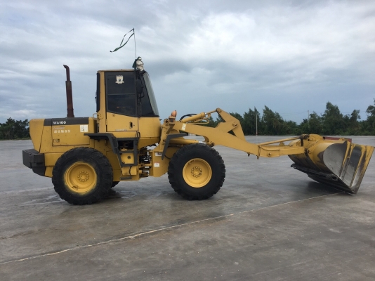 ขายรถตัก KOMATSU WA100-3 เครื่อง 6D95L