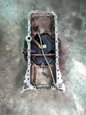 แคร้งกลางเครื่อง  j    4000