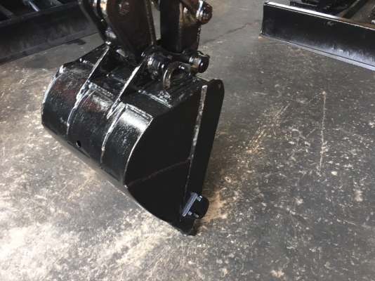 รถขุดเล็ก Komatsu PC35 MR2 สภาพสวยๆเก่านอก สภาพแน่นทั้งคัน  ชั่วโมงน้อย แทรคเหล็ก พร้อมลงงาน สนใจติดต่อ 0874880101