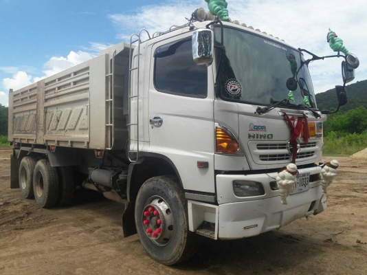 Hino 320 แรง ปี 49 แม่เดี่ยวกระบะดัมพ์สามมิตร มีระบบลากพ่วง ทะเบียนพร้อม