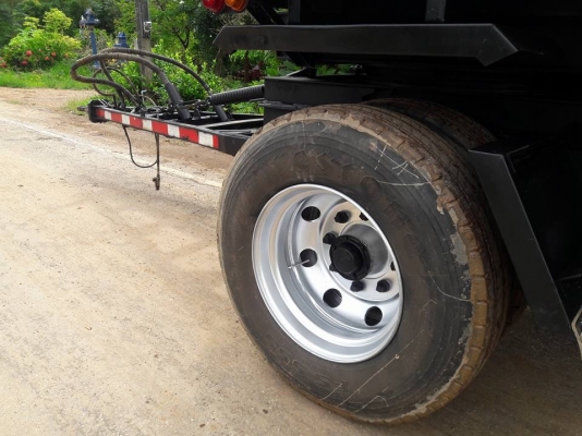 ลูกพ่วงดัมพ์สามมิตรแท้ ปี 54 สามเพลาแท้ ยาว 6.50 เมตร ทะเบียนพร้อม