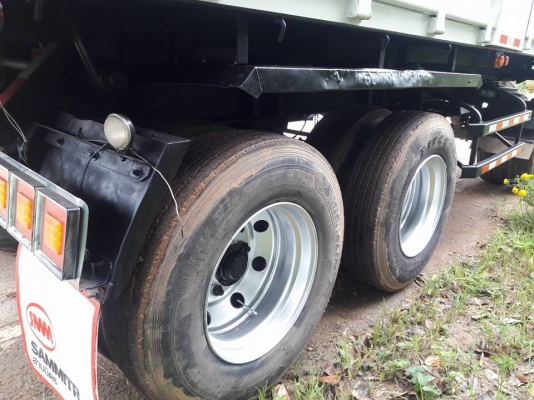 ลูกพ่วงดัมพ์สามมิตรแท้ ปี 54 สามเพลาแท้ ยาว 6.50 เมตร ทะเบียนพร้อม