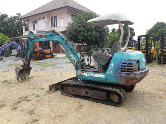 ขายรถแบคโฮ KUBOTA K-035 เครื่อง V1505  แทรคยางมีไปท์ปิ้ง คอนโทลสั้น ปั๊มนิ้ว รถนอกนำเข้า  ติดต่อ 098-7962549