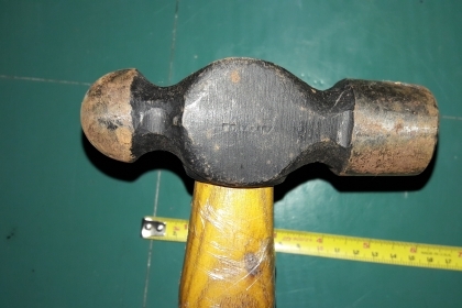 ขายค้อนตุ้มตราช้างบินMADE IN GERMANY. ใหม่เก่าเก็บ