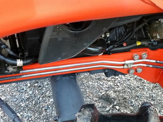 ขายรถไถคูโบต้า  KUBOTA   L 3608SP พร้อมชุดใบมีดดันหน้าคานบน  และผาน5