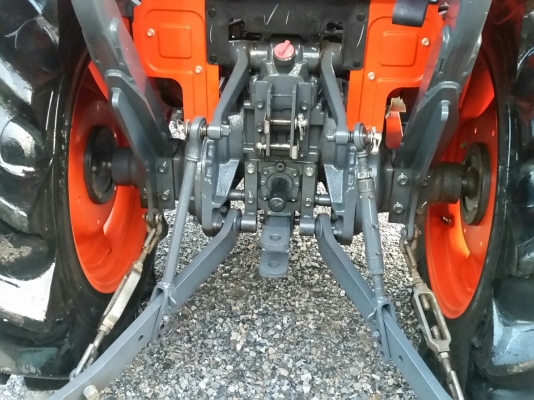 ขายรถไถคูโบต้า  KUBOTA   L 3608SP พร้อมชุดใบมีดดันหน้าคานบน  และผาน5