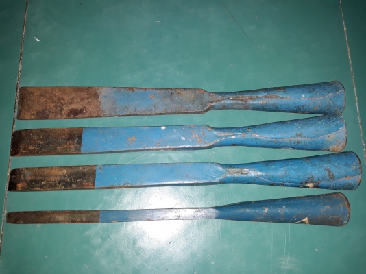 ขายสิ่วบ้องตรานกงานเก่าเก็บชุด4ขนาด