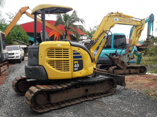 มาใหม่จ้าKOMATSU PC40MR-2 เก่าญี่ปุ่นแท้  สภาพสวย เดิมๆๆ  8,XXX  ชั่วโมง  เครื่องปั๊มแห้ง  พร้อมใช้  โทร  089-3818694  ดวงนภา