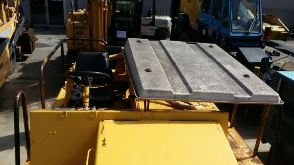 ขายรถบดล้อยาง RT200W-C SN 8AF-46063 ปี 1997 4,048 ชม โทร 061-4194021 พรภวิษย์