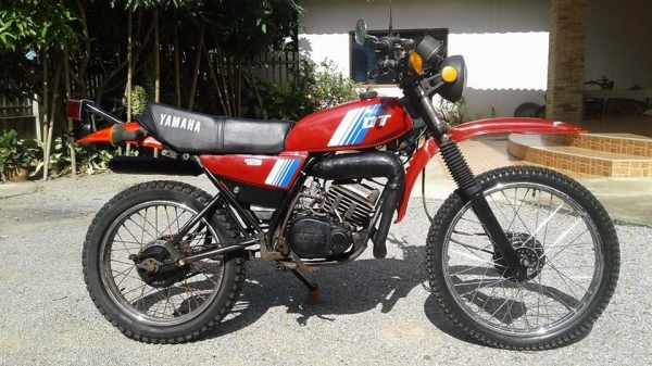 ขาย DT125MX เอกสารพร้อมโอนภาษีขาดเครื่องดีขี่สนุกระบบไฟติดหมดสายไฟใหม่แบตใหม่ขอบล้อซี่ล้อหน้าใหม่