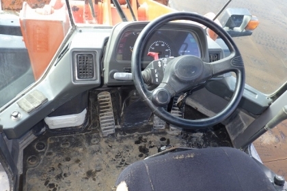 ขายรถตัก HITACHI LX80-7 ขนาดเทียบเท่า TCM L16 เครื่อง ISUZU เกียร์ ปั้ม สมบูรณ์พร้อมใช้ครับ ติดต่อ 063-9316985 ID LINE : 0639316985 ครับ