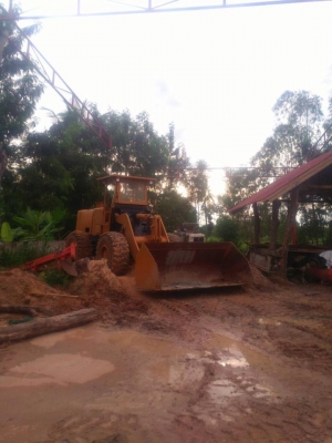 ขายรถตัก KOMATSU 520 เอวอ่อน สภาพพร้อมใช้งาน ราคา420,000 090-8588220 093-3258446 098-4610380 ดูประกาศทั้งหมด  https://www.facebook.com/narong2truck/ www.narong2truck.com www.truck.in.th/498 รับจัดไฟแนนซ์นอกสถานที่ เพจFacebook ณรงค์ ซื้อขายรถมือสอง กลุ่มFa