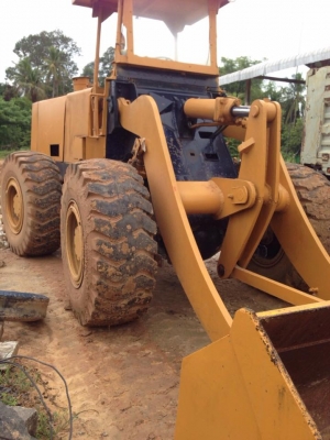 ขายรถตัก KOMATSU 520 เอวอ่อน สภาพพร้อมใช้งาน ราคา420,000 090-8588220 093-3258446 098-4610380 ดูประกาศทั้งหมด  https://www.facebook.com/narong2truck/ www.narong2truck.com www.truck.in.th/498 รับจัดไฟแนนซ์นอกสถานที่ เพจFacebook ณรงค์ ซื้อขายรถมือสอง กลุ่มFa