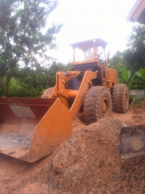ขายรถตัก KOMATSU 520 เอวอ่อน สภาพพร้อมใช้งาน ราคา420,000 090-8588220 093-3258446 098-4610380 ดูประกาศทั้งหมด  https://www.facebook.com/narong2truck/ www.narong2truck.com www.truck.in.th/498 รับจัดไฟแนนซ์นอกสถานที่ เพจFacebook ณรงค์ ซื้อขายรถมือสอง กลุ่มFa