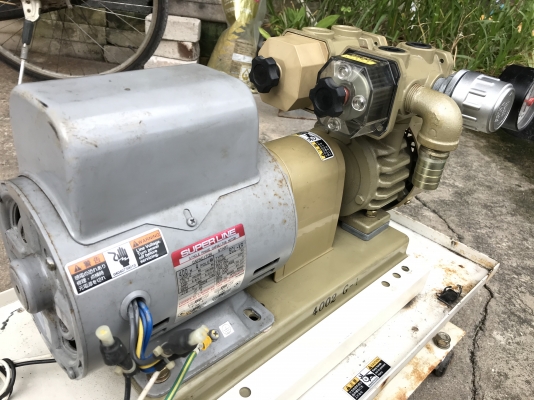 ขาย Dry pump Orion ขนาด 0.5HP. 220V ไฟบ้าน made in Japan พร้อมแท่น มีพัดลมระบายอากาศในตัว สภาพสวยมาก พร้อมใช้งาน ขาย Dry pump Orion ขนาด 0.5HP. 220V ไฟบ้าน made in Japan พร้อมแท่น มีพัดลมระบายอากาศในตัว สภาพสวยมาก พร้อมใช้งาน