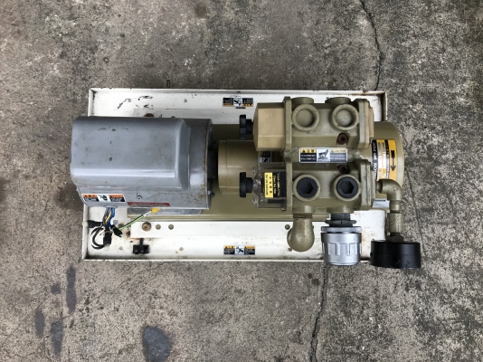 ขาย Dry pump Orion ขนาด 0.5HP. 220V ไฟบ้าน made in Japan พร้อมแท่น มีพัดลมระบายอากาศในตัว สภาพสวยมาก พร้อมใช้งาน ขาย Dry pump Orion ขนาด 0.5HP. 220V ไฟบ้าน made in Japan พร้อมแท่น มีพัดลมระบายอากาศในตัว สภาพสวยมาก พร้อมใช้งาน