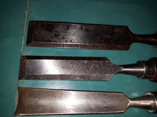 ขายชุดสิ่วและกบ