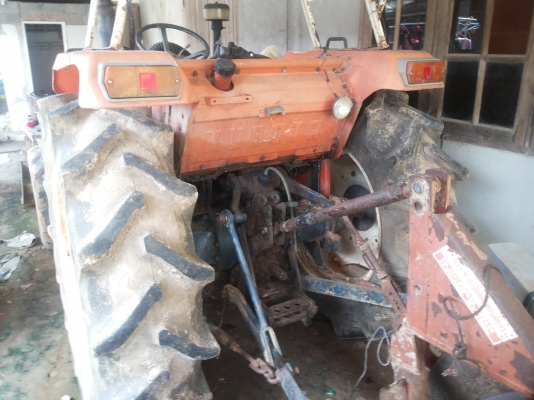 ขายตามสภาพรถไถ33แรงคูโบต้าซันชาย L1 ดันหน้าผาลหลัง