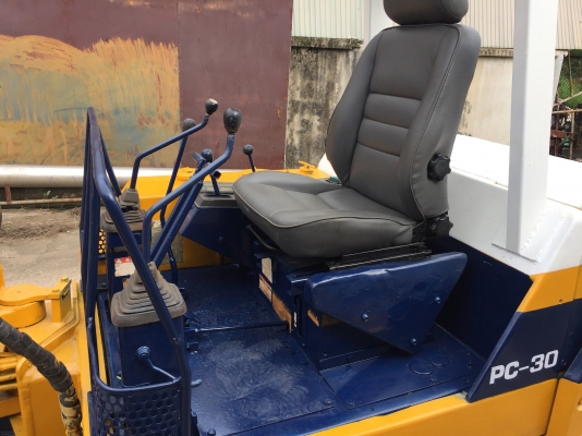 ????????มาใหม่ครับรถขุดเล็กยอดนิยม ????โคมัสสุ PC30-6 เครื่องยนต์แน่น ปั้มแรงดี เอวแน่น ช่วงล่างสวย เก็บงานสีใหม่เรียบร้อย พร้อมใช้งาน ????ราคา 275,000????บาทเท่านั้น ☎️089-8374018 อภิชล ช่างสี #byกิตติ