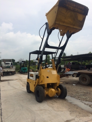 ขายรถตักล้อยาง