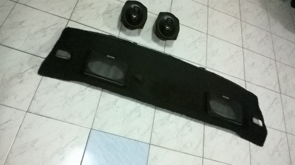 ขายแผงหลังbmw e30 ติดลำโพงPioneer สภาพสวย ราคา2300 โทร0924462525โส ขายแผงหลังbmw e30 ติดลำโพงPioneer สภาพสวย ราคา2300 โทร0924462525โส