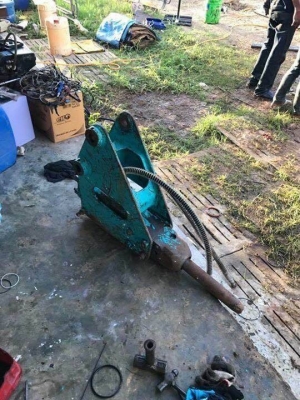 ขาย 265,000 บาท KUBOTA KX 030 (บุ้งกี๋ +พร้อมหัวเจาะ) เครื่องดี ปั้มแรง โช่หนา เอวแน่น รถพร้อมใช้งาน. เอกสารซื้อขาย  รถอยู่ จ.นครปฐม โทร&amp;ไอดีไลน์ 0610710295