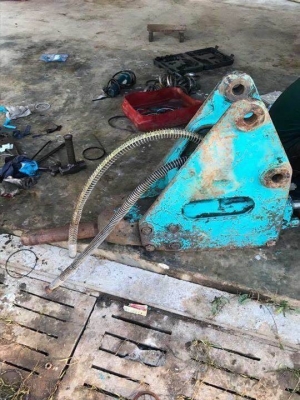 ขาย 265,000 บาท KUBOTA KX 030 (บุ้งกี๋ +พร้อมหัวเจาะ) เครื่องดี ปั้มแรง โช่หนา เอวแน่น รถพร้อมใช้งาน. เอกสารซื้อขาย  รถอยู่ จ.นครปฐม โทร&amp;ไอดีไลน์ 0610710295