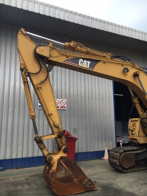 Caterpillar 313C ชั่วโมงทำงานน้อย 2570ชม. นำเข้าจากญี่ปุ่น โทร. 080-6565422 (หนิง)