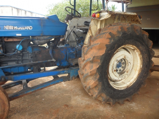 รถไถ  พร้อมใช้งาน6600 แท้ สนใจโทรติดต่อ  089 9383433