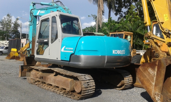 ต้องการขายรถขุดยี่ห้อKOBELCO-SK120-3 รถนอกนำเข้า ต้องการขายรถขุดยี่ห้อKOBELCO-SK120-3 รถนอกนำเข้า