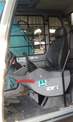 ต้องการขายรถขุดยี่ห้อKOBELCO-SK120-3 รถนอกนำเข้า ต้องการขายรถขุดยี่ห้อKOBELCO-SK120-3 รถนอกนำเข้า