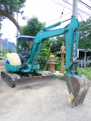KOMATSU 40MR-1 <คอลโทนสั้นปั๊มนิ้ว> รถเก่านอกมีเอกสารใบอินวอยพร้อม☎️ติดต่อ 085-5632278 <ราคาต่อรองได้>