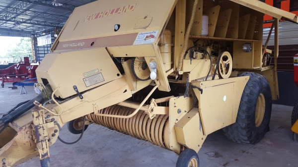 เครื่องอัดใบอ้อย NEW HOLLAND D1000 เครื่องอัดใบอ้อย NEW HOLLAND D1000