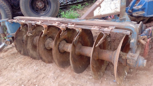 ขายเครื่องจักรกลการเกษตรรถไถ