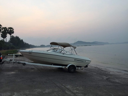 ขายเรือ stingray 19ฟุต. เครื่อง mercruyser 3.0 ขายเรือ stingray 19ฟุต. เครื่อง mercruyser 3.0