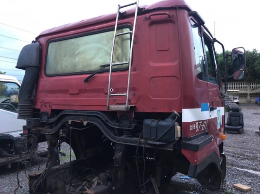 ขายหัวเก๋ง NISSAN UD(BIG THUMB) นำเข้าจากญึ่ปุ่น100\% ราคาถูกๆ สภาพสวยๆมาก สนใจติดต่อ 094-995-6265