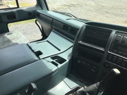 ขายหัวเก๋ง NISSAN UD BIG THUMB (รุ่นหน้าV) นำเข้าจากญึ่ปุ่น100\% ราคาถูกๆ สภาพสวยๆมาก สนใจติดต่อ 094-995-6265